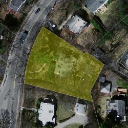 584 Chestnut St, Newton MA  02468-1614 aerial view