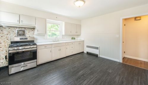 11 New St, Belleville NJ  07109-2005 exterior