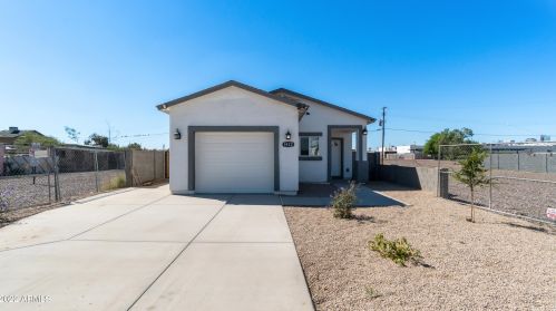 1422 13th Pl, Phoenix, AZ 85034-4614