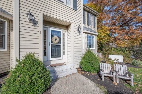 1 Eric Rd, Norfolk, MA 02056-1914