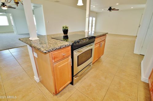 19215 29 Pl, Phoenix AZ 85008-2818 exterior