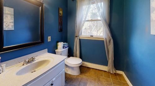 10 Brenda Ln, Eastham MA 02642-2677 exterior