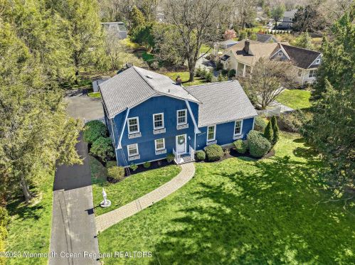 450 Branch Ave, Little Silver NJ  07739-1111 exterior