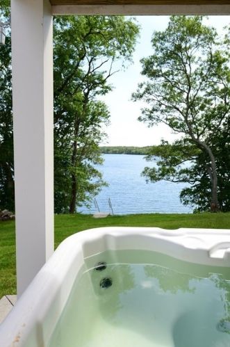 22 Eagle Hill Dr, Plymouth MA  02360-1908 exterior