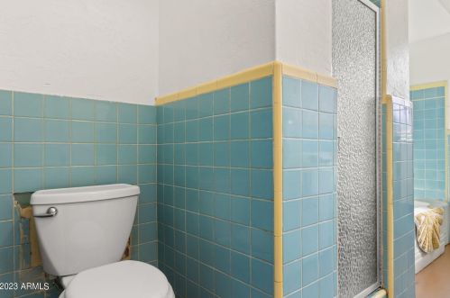 525 Edgemont Ave, Phoenix AZ 85035-1809 exterior