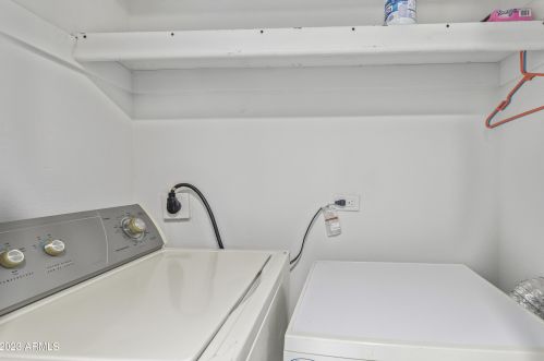 4731 Belleview St, Phoenix AZ  85008-5606 exterior