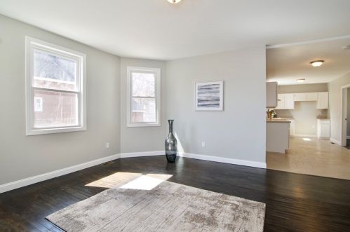 8 Conner Ave, Montgomery MA 01085-2325 exterior