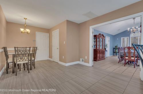 6 Pitney Ln, Jackson Twp NJ 08527-2933 exterior