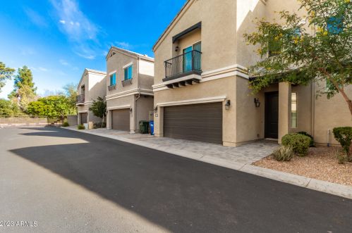 3059 33rd Pl, Phoenix AZ  85018 exterior