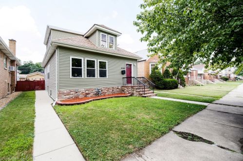 4140 Maple Ave, Forest View, IL 60402-4239