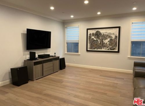 59 Parkdale, Irvine CA  92620-7308 exterior