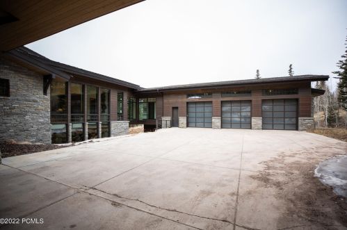 215 White Pne Cyn Rd, Park City UT 84060-6514 exterior