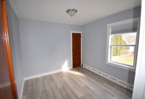 410 Shaw St, New Bedford MA 02745-5054 exterior