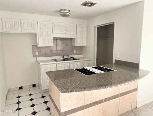 2227 65th Dr, Phoenix AZ  85035-3405 exterior