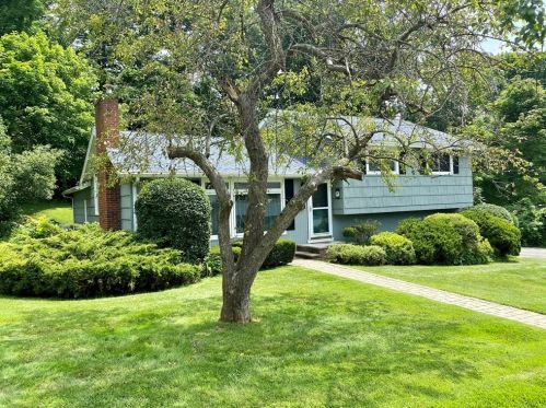 19 Jane Rd, Methuen, MA 01844-3947