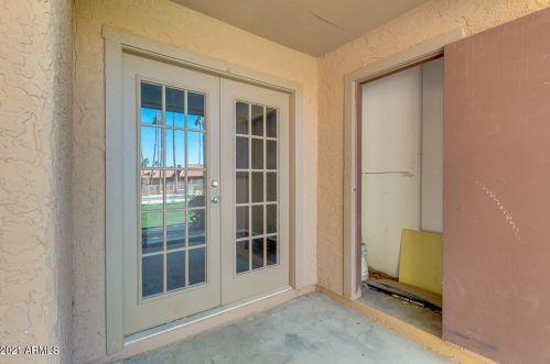 3511 Baseline Rd, Phoenix AZ 85042-7225 exterior