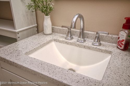 104 Brookfield Dr, Jackson Twp NJ  08527-3884 exterior