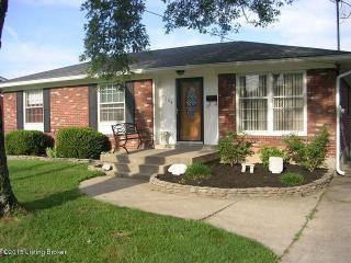 7004 Sky Blue Ave, Louisville KY  40258-3541 exterior