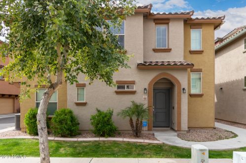 1830 77th Gln, Phoenix AZ  85035-5056 exterior