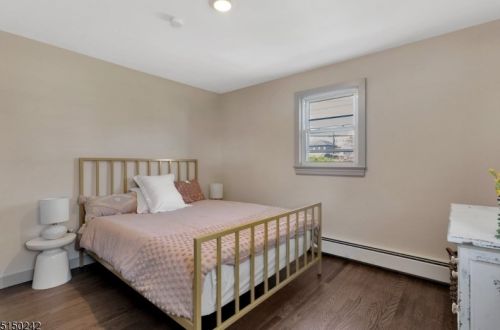 154 Passaic Ave, Belleville NJ  07109-1958 exterior