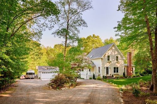 267 Shutesbury Rd, Amherst, MA 01002-1267