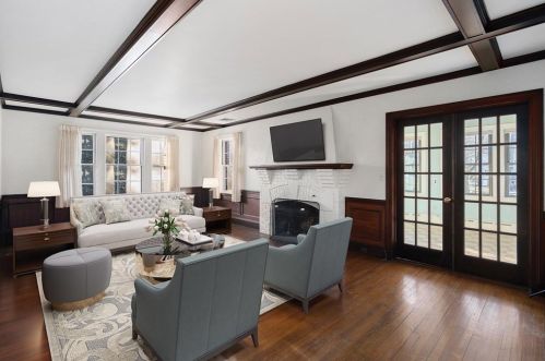 230 Woodward St, Newton MA 02468-2041 exterior