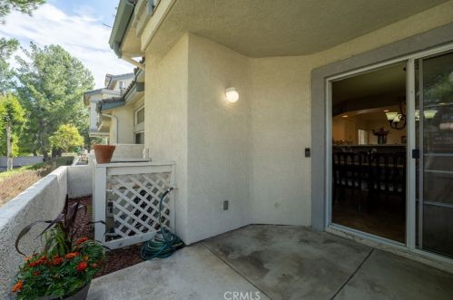 8035 Treeview Ct, Anaheim CA 92808-1553 exterior