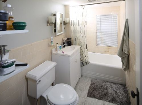 61 Wall St, East Bridgewater MA 02324-1520 exterior