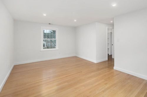 7 Queen Anne Ln, Hingham MA  02043-3904 exterior