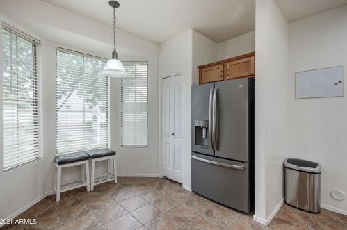 7429 19th St, Phoenix AZ  85042-5795 exterior