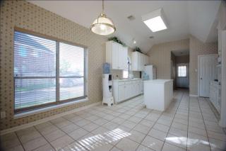 1906 Maidenhair Ln, Sugar Land TX  77479-4038 exterior