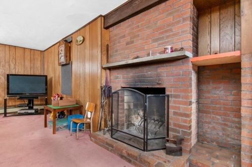 168 Linwood Ave, Newton MA 02460-1429 exterior