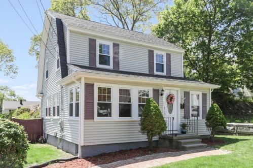 105 Beechwood Rd, Braintree, MA 02184-3722