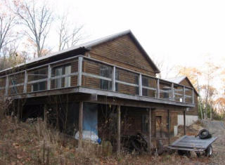 667 Gulf Rd, Gill, MA 01360-9692