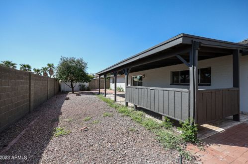 3535 Acapulco Ln, Phoenix AZ 85023-5019 exterior