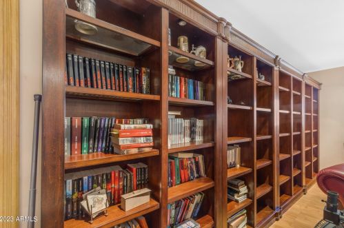 2226 Fairmount Ave, Phoenix AZ 85016-6716 exterior