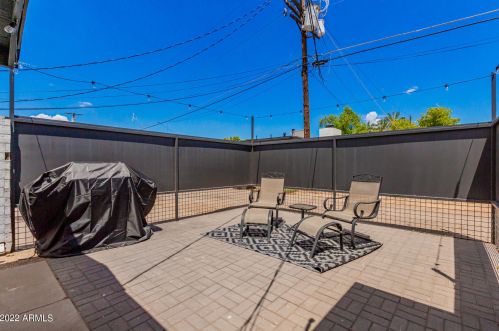 4711 15th Ave, Phoenix AZ 85015-3945 exterior