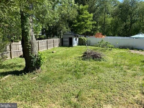 763 Central Ave, West Deptford, NJ 08093-2249