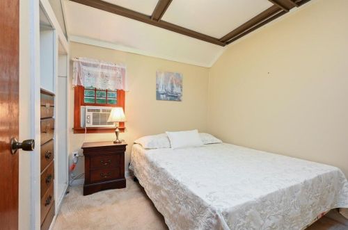 46 Bow Rd, Eastham MA 02642-1877 exterior