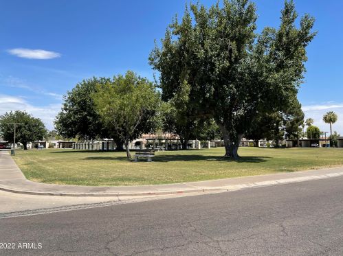 14026 30th Ln, Phoenix, AZ 85053-5743