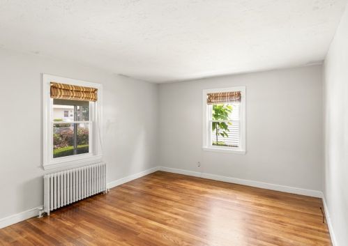 11 Grace Rd, Quincy MA 02169-3922 exterior