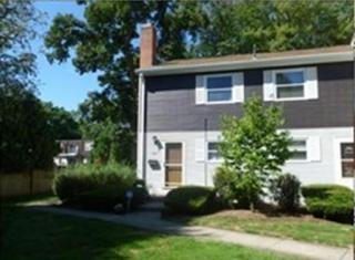 142 Autumn St, Agawam, MA 01001-2892