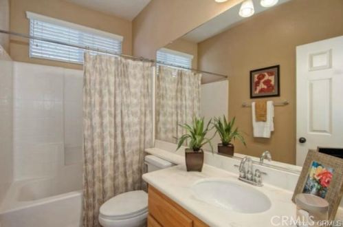 6 Bayfield, Irvine CA 92614-7907 exterior