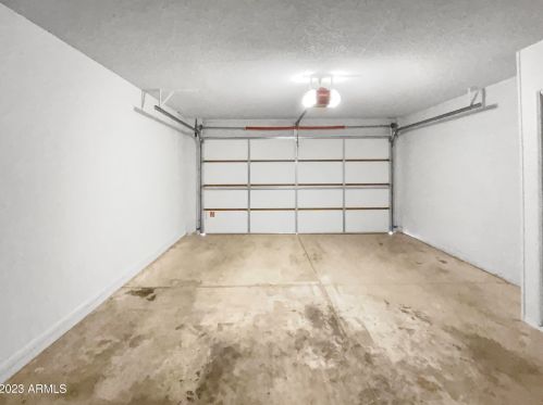 1956 Angela Dr, Phoenix AZ  85023-2334 exterior