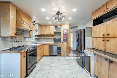 18824 30th St, Phoenix AZ  85050-3412 exterior