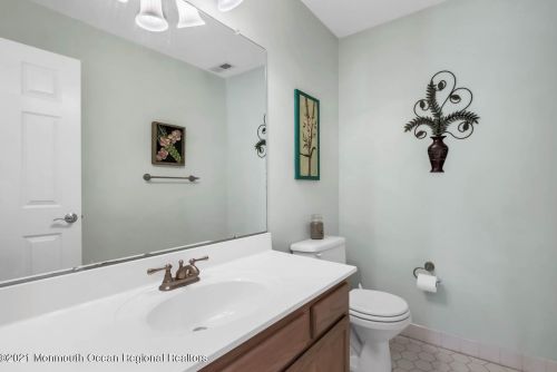 47 Tower Hl Dr, Tinton Falls NJ 07701-2400 exterior