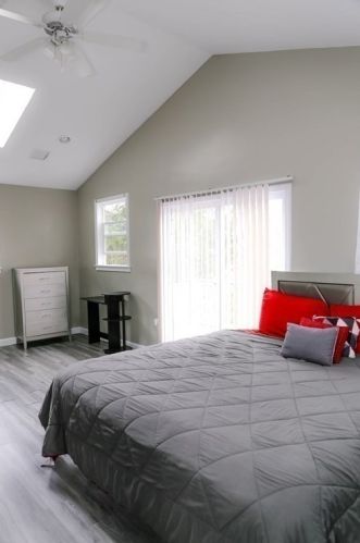 135 Highland St, Taunton MA 02780-4730 exterior