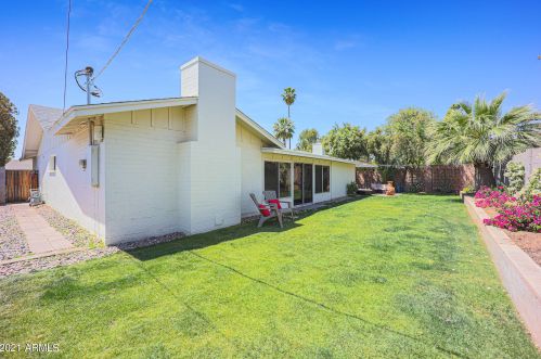 8133 16 Dr, Phoenix AZ 85015-1426 exterior