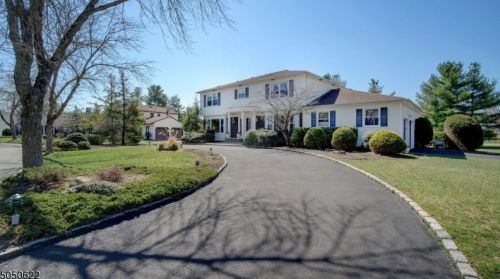 50 Timberhill Dr, East Hanover, NJ 07936-3316