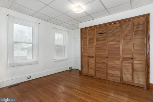 519 Columbia Blvd, West Deptford NJ 08063-1231 exterior